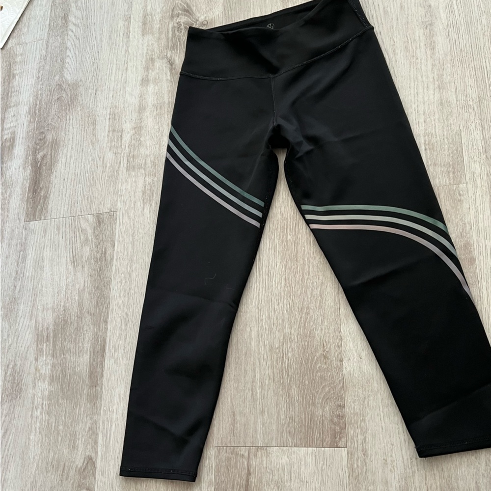 Threads 4 Thought Legging Capris